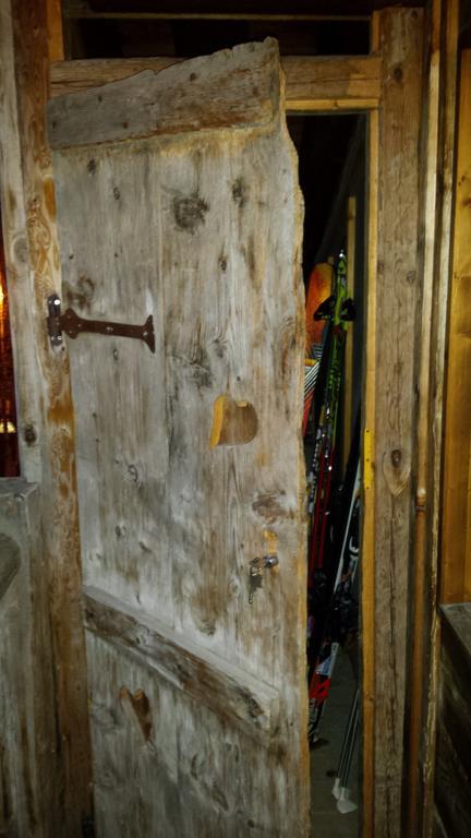 Appartement Du Dou Des Ponts Pralognan-la-Vanoise Quarto foto